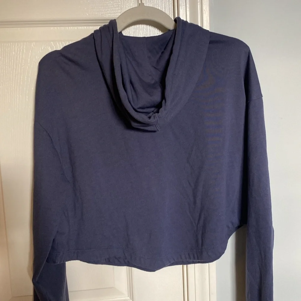 Nike lightweight hoodie - Picture 2 of 2